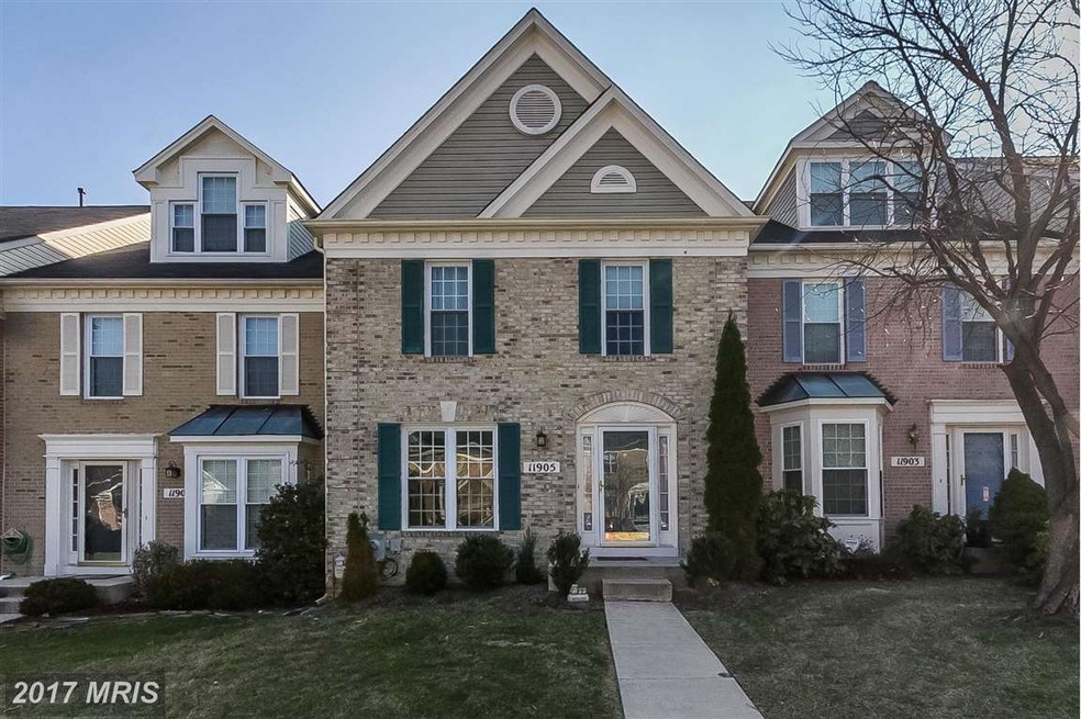 11905 Thurloe Dr, Lutherville Timonium, MD 21093 - photo 1