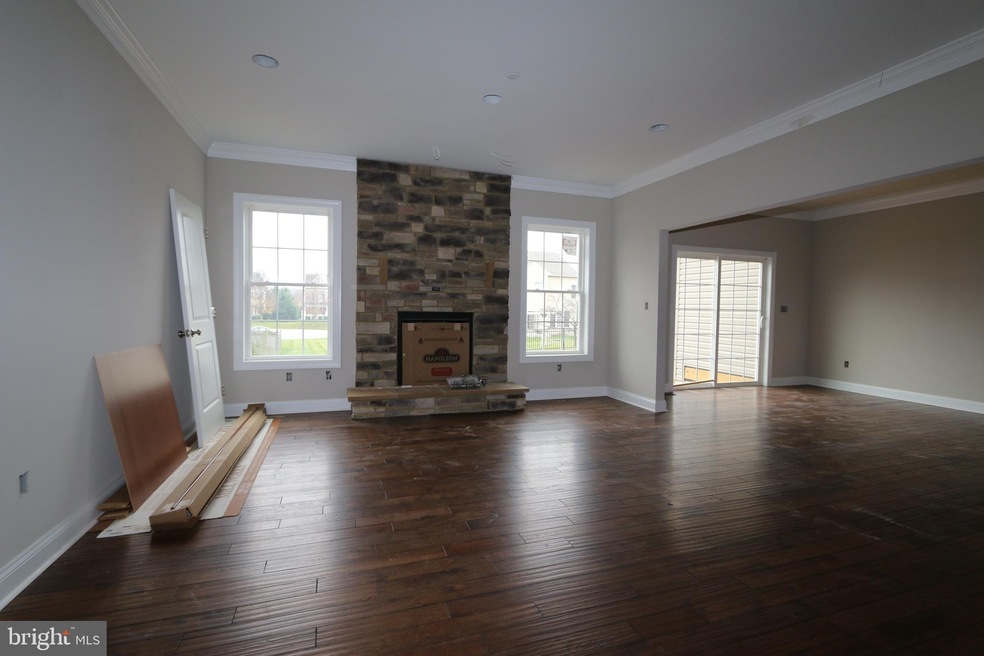 19115 Red Maple Dr, Hagerstown, MD 21742 - photo 1