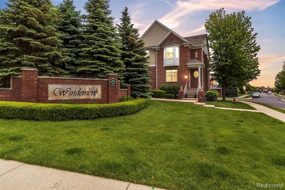 5967-Windemere-Dr-Shelby-Charter-Twp-MI-windowstil
