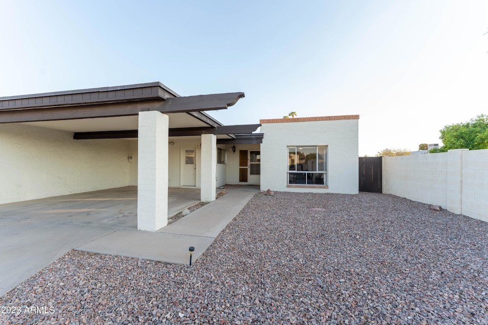 3022 S Country Club Way, Tempe, AZ 85282 - photo 1