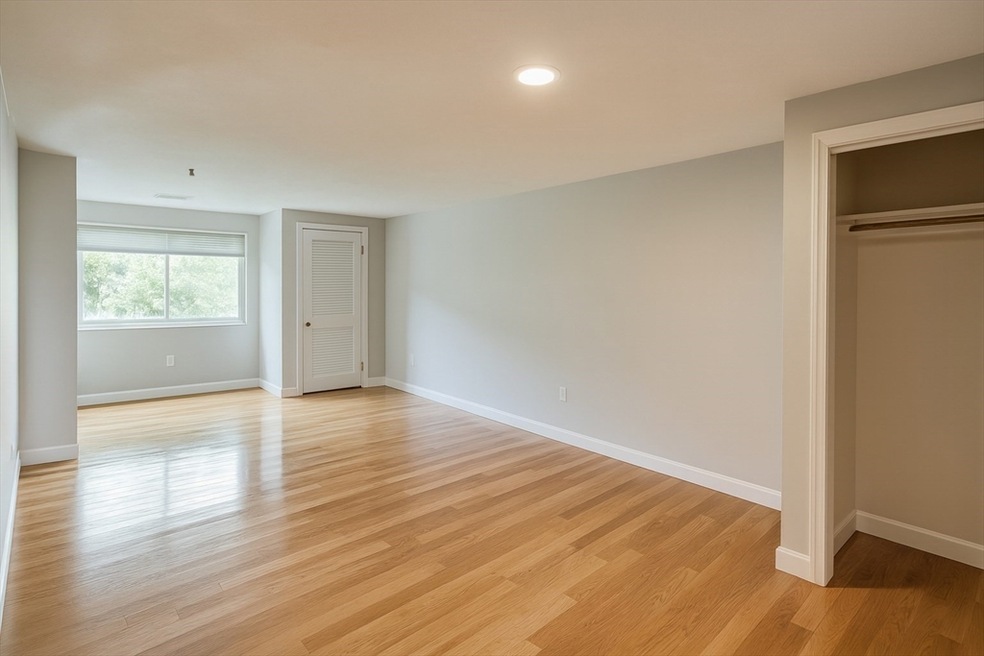 35 Prospect St unit 204, Woburn, MA 01801 - photo 1
