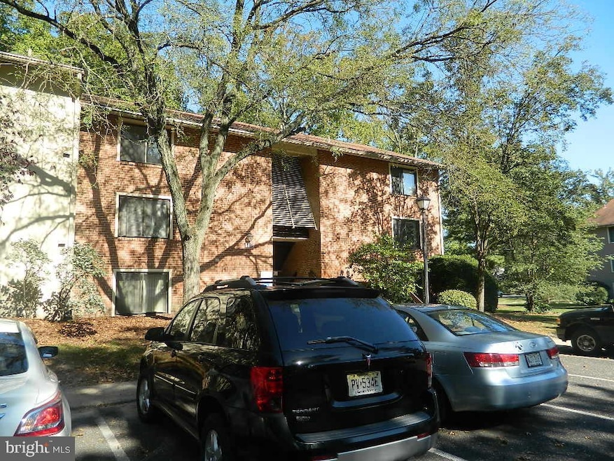 113 Echelon Rd unit 5, Voorhees, NJ 08043 - photo 1