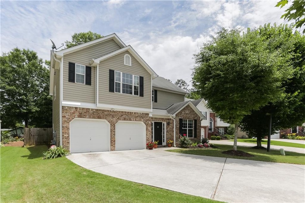 Move in ready home in quiet Browns Farm Crossing n