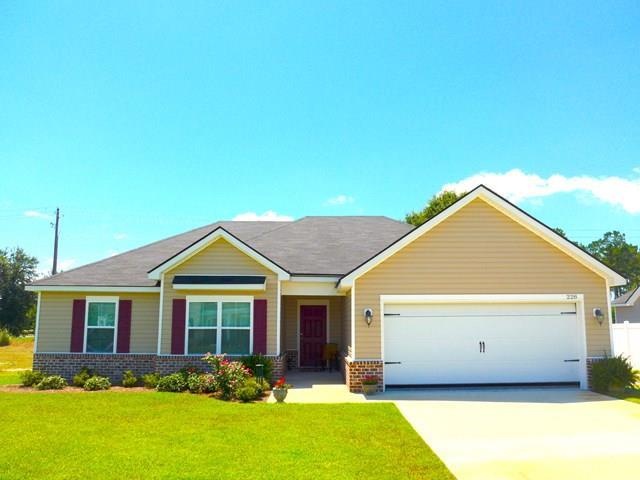 228 Beckingham Dr, Brunswick, GA 31525 - photo 1