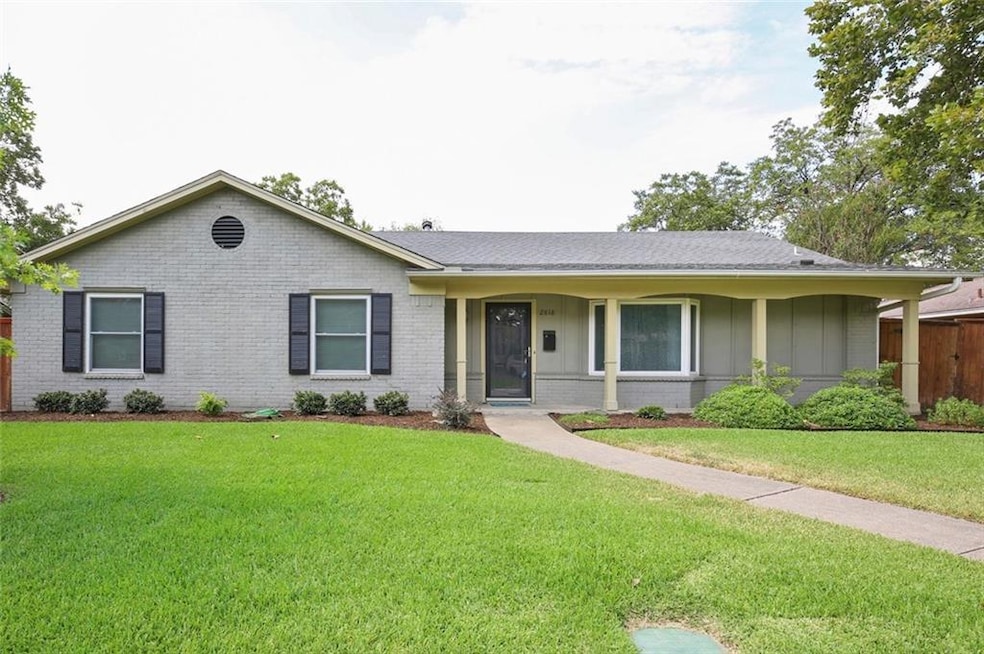 2818 Las Campanas