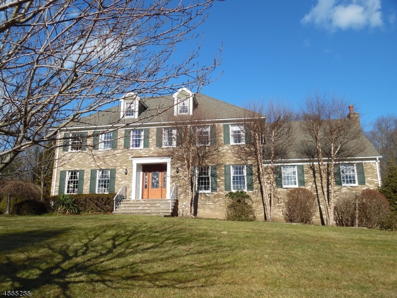 10 Arrowhead Ct, Ramsey, NJ 07446 - photo 1