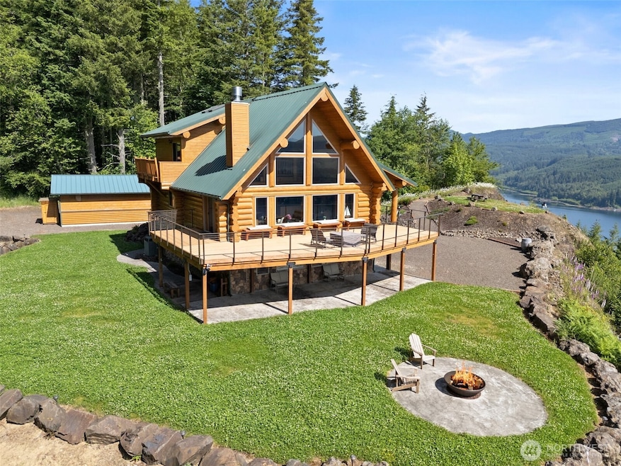 For Sale $1,199,999 • Co-Listing Agent