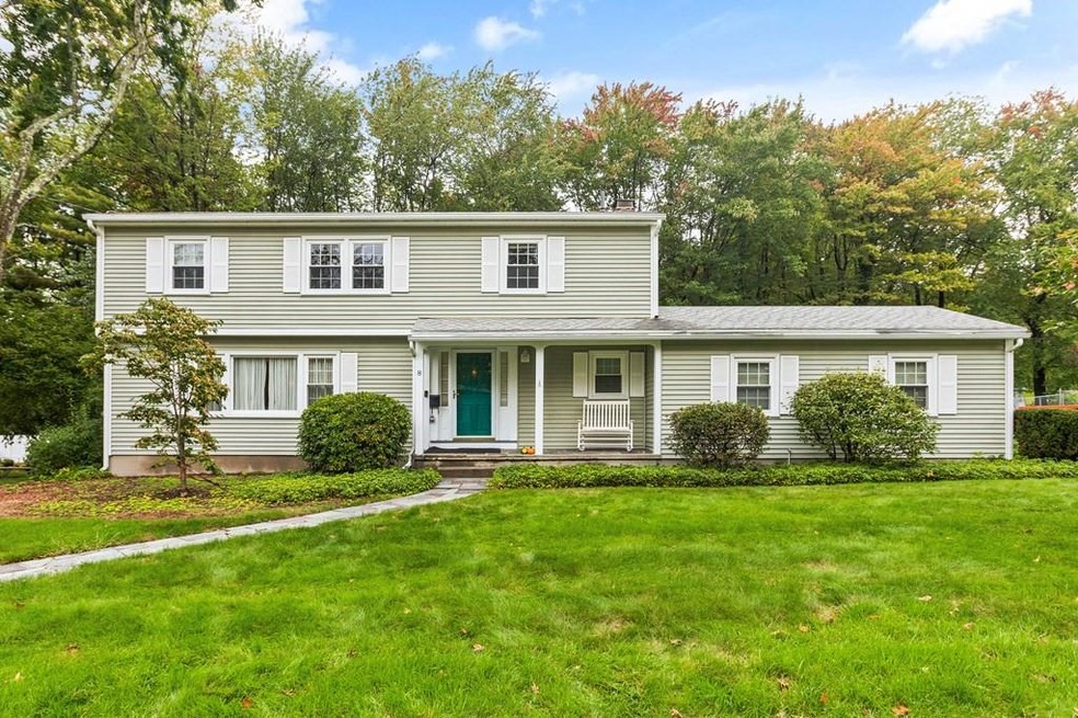 8 Cloverleaf Rd, Leominster, MA 01453 - photo 1