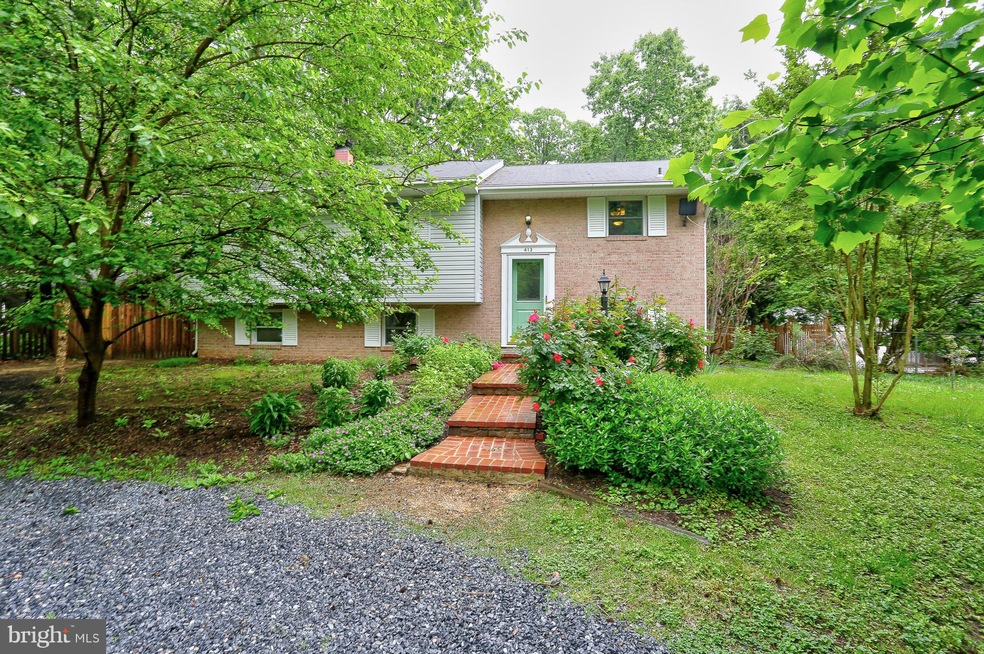 413 Holly Dr, Annapolis, MD 21403 - photo 1