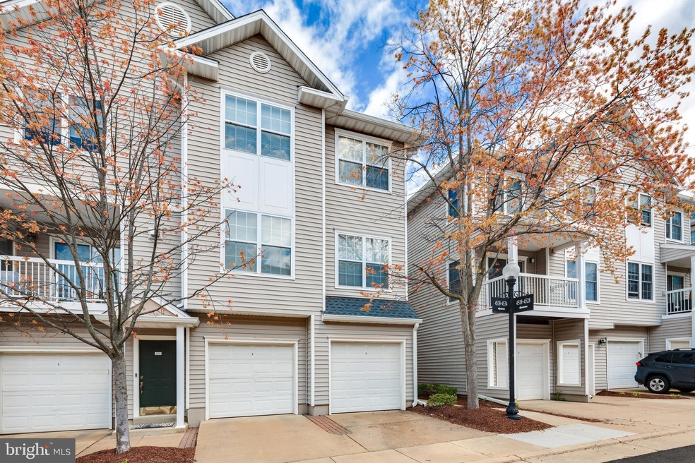 4526 Superior Square unit 4526, Fairfax, VA 22033 - photo 1