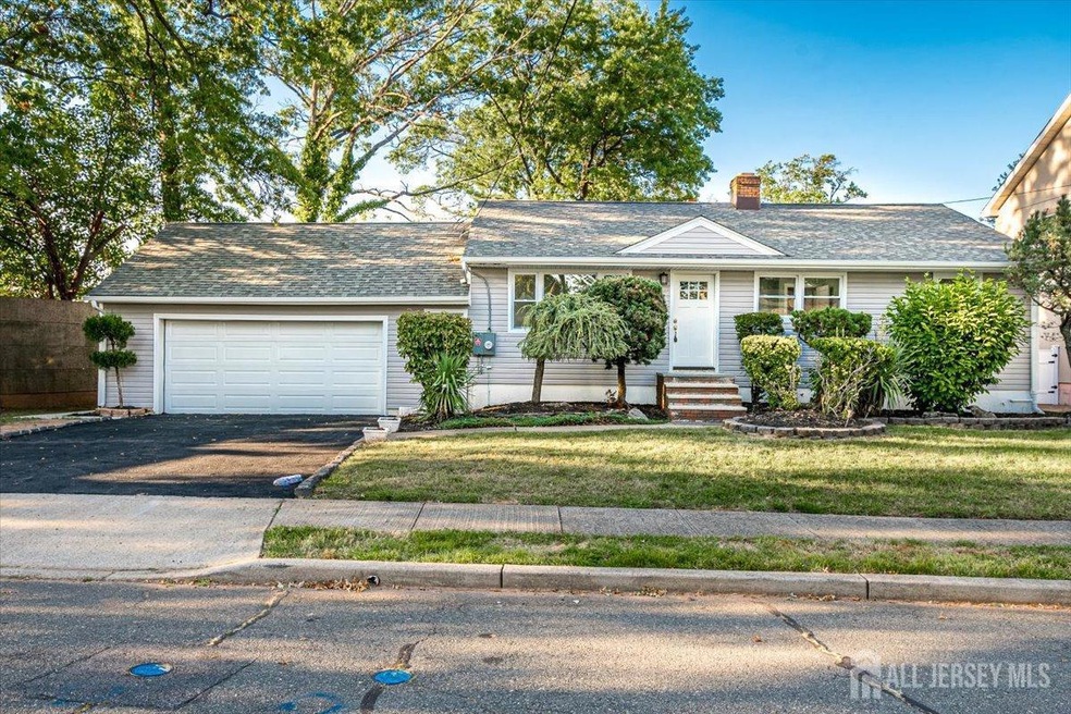 189 E Iselin Pkwy, Iselin, NJ 08830 - photo 1