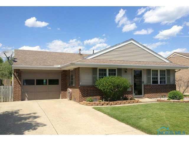 2033 Keen Ave, Toledo, OH 43611 - photo 1