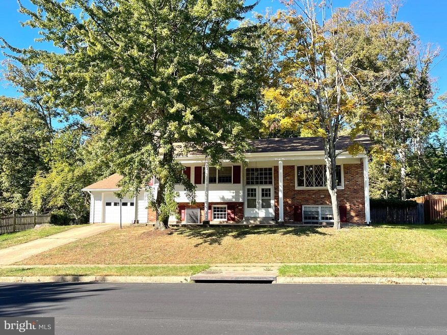 5009 Portsmouth Rd, Fairfax, VA 22032 - photo 1