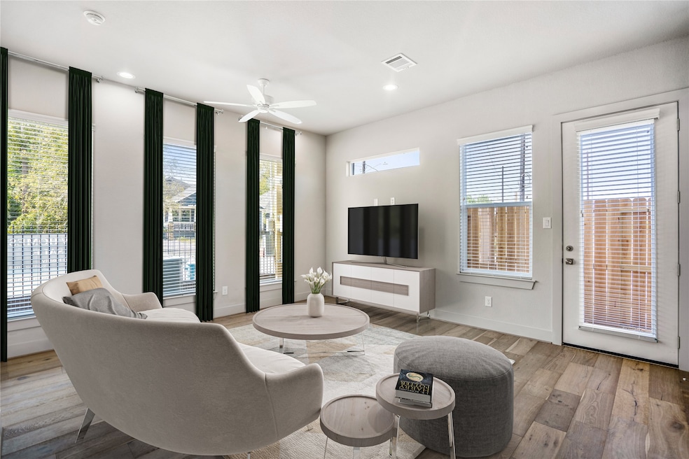 Under Contract $340,000