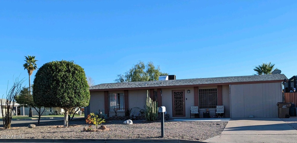 9557 E Adobe Rd unit 1, Mesa, AZ 85207 - photo 1