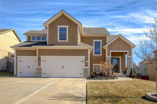 6003 Woodstock St, Shawnee, KS 66218 - photo 1