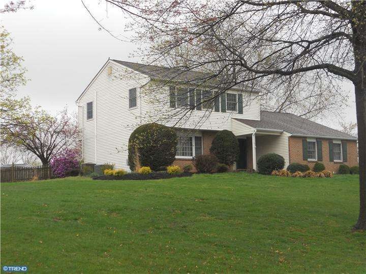 61 Narothyn Rd, Sellersville, PA 18960 - photo 1