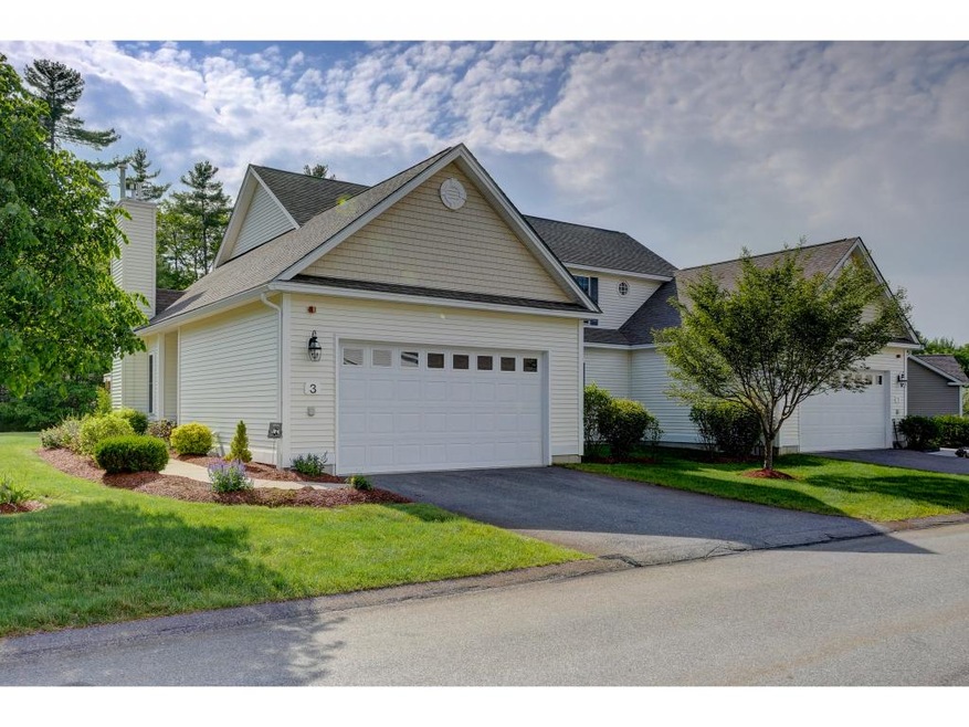 3 Concord Coach Ln unit 4, Litchfield, NH 03052 - photo 1