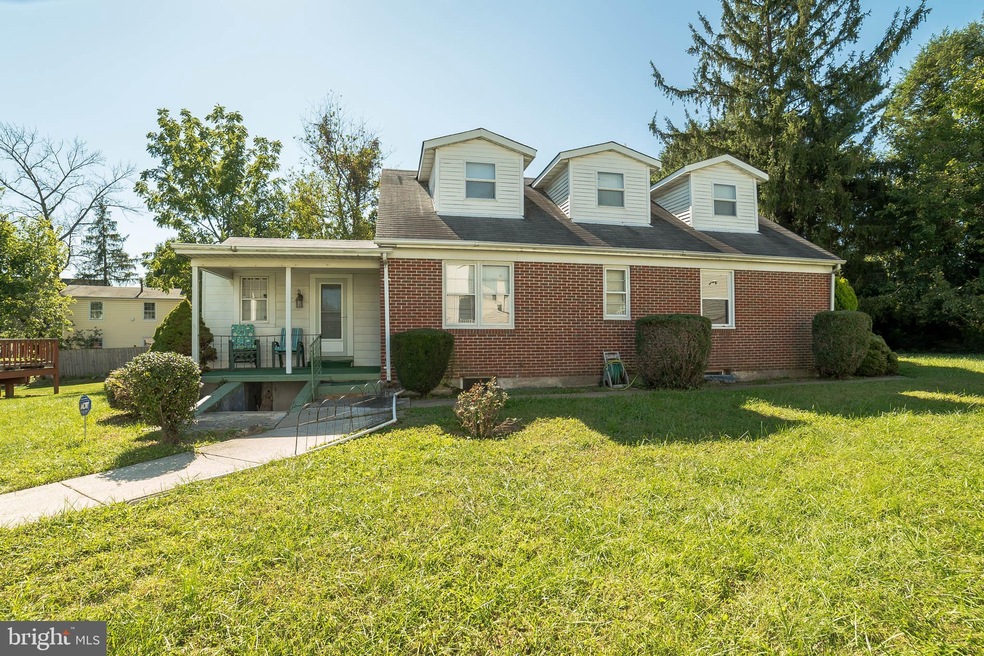 12 Summerset Ct, Gwynn Oak, MD 21207 - photo 1