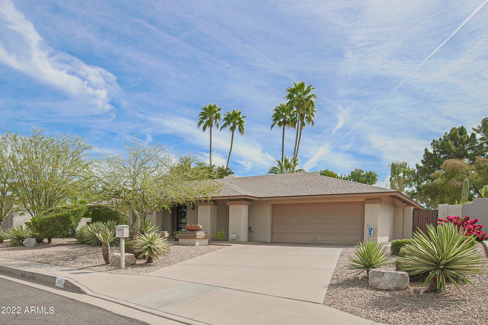 9233 N 33rd Way Phoenix AZ 85028 X-2