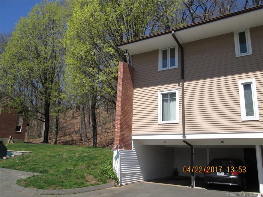 1622 Farmington Ave unit 10, Unionville, CT 06085 - photo 1