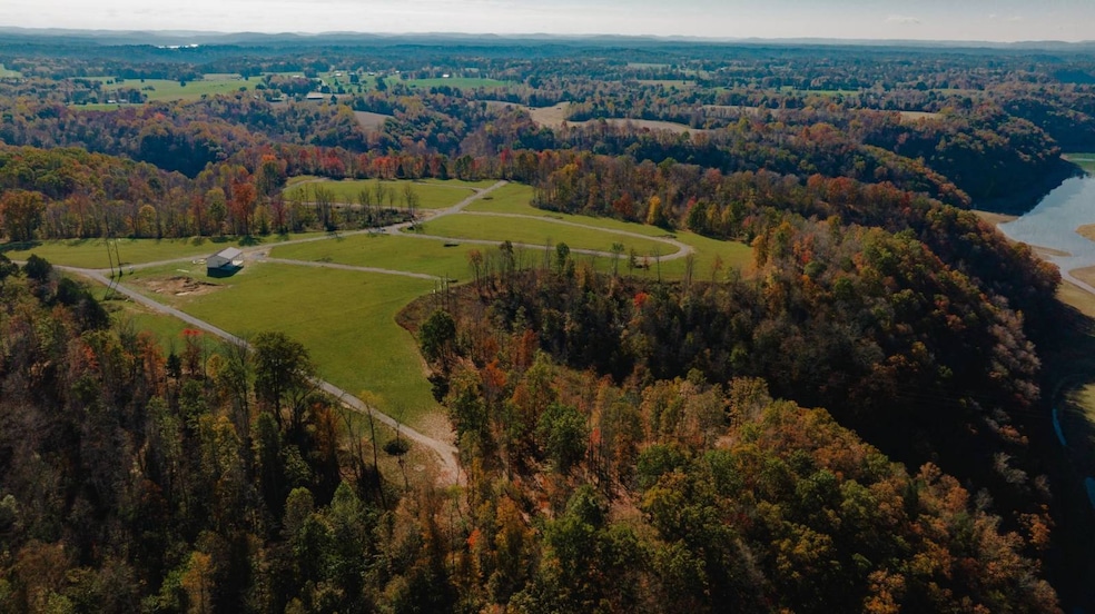 240 E L McGowan Rd unit 35, Russell Springs, KY 42642 - photo 1