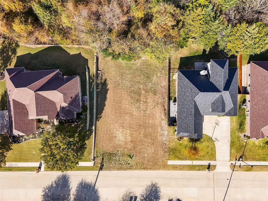 1607 Moreland Dr, Sherman, TX 75090 - photo 1