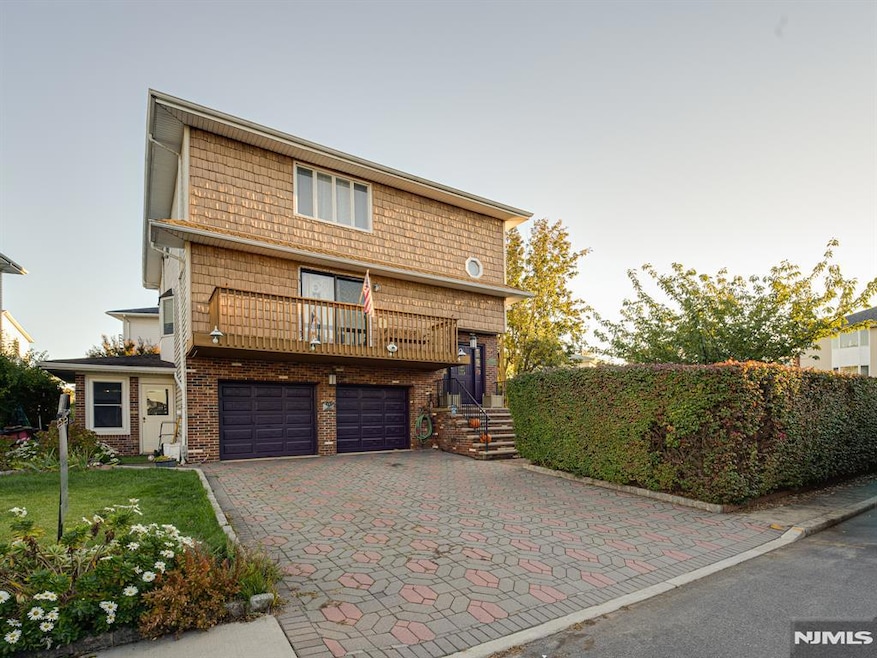 3 Acorn Rd, Secaucus, NJ 07094 - photo 1