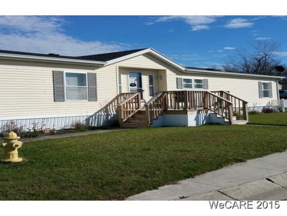 216 Pinewood Cir, Lima, OH 45804 - photo 1