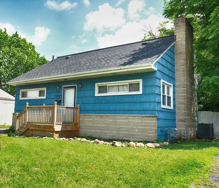 3469 Eakin Rd, Columbus, OH 43204 - photo 1