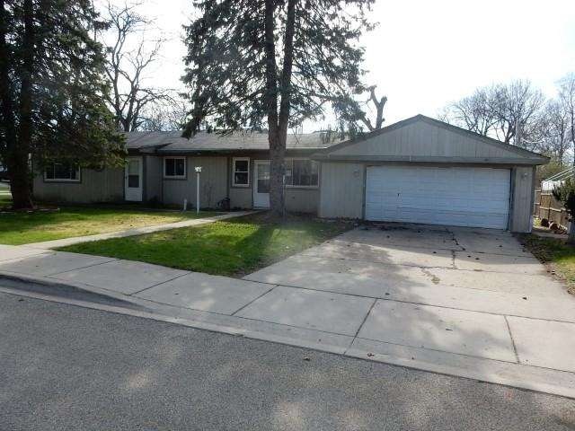 56 Thrush Rd, Carpentersville, IL 60110 - photo 1