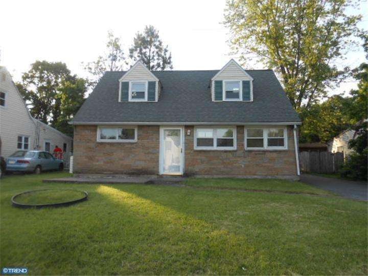 2529 Secane Rd, Secane, PA 19018 - photo 1