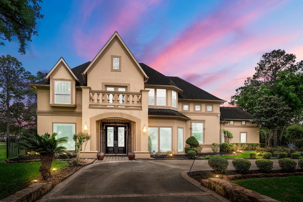 Elegant home on over an acre situated in the sough