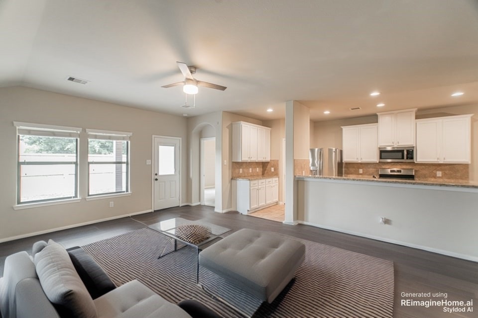 10207 Norway Spruce Ln, Tomball, TX 77375 - photo 1