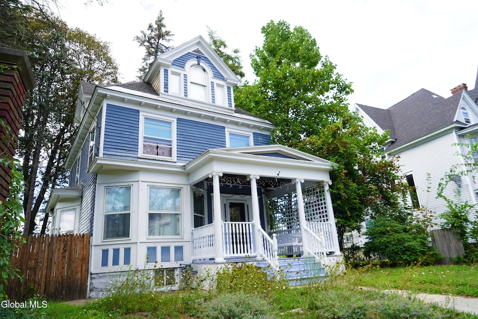 333 N Brandywine Ave, Schenectady, NY 12307 - photo 1