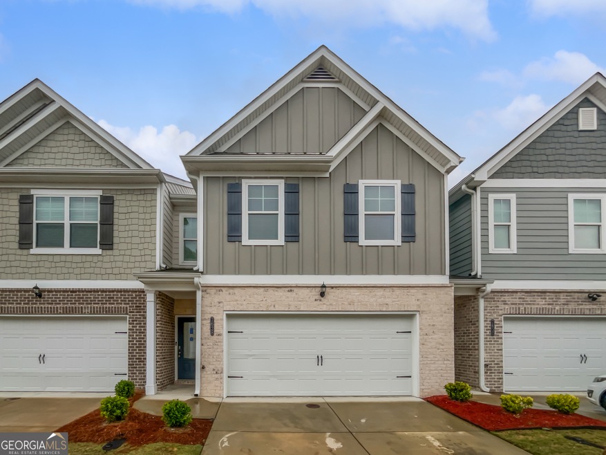 7628 Gray Pointe Dr, Lithonia, GA 30058 - photo 1