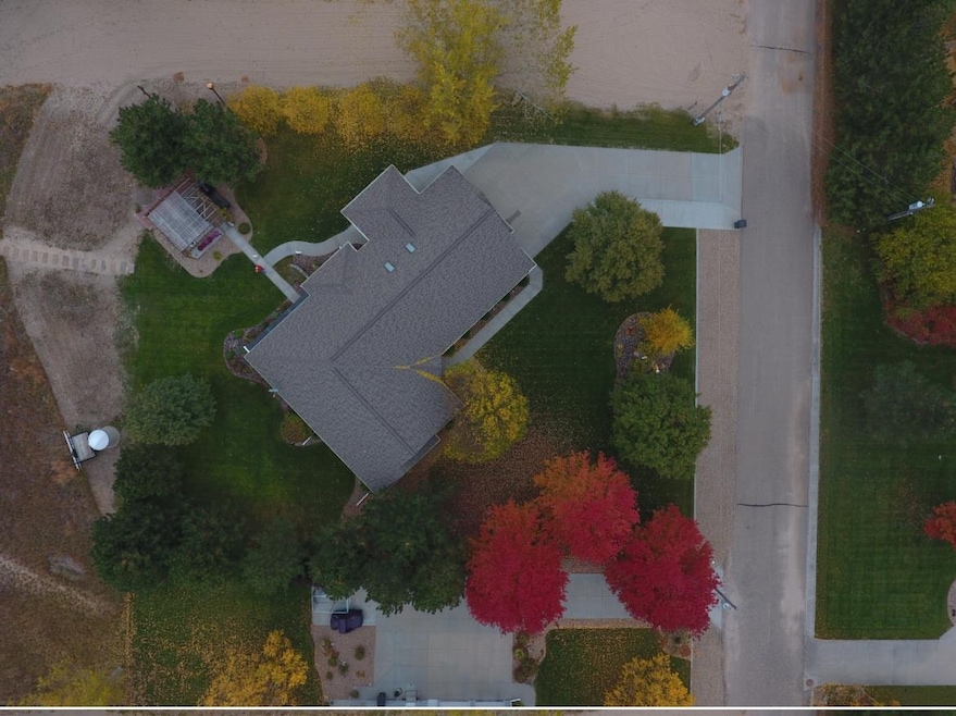 Sold $565,000