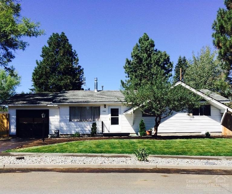 1348 NE Thompson Dr, Bend, OR 97701 - photo 1