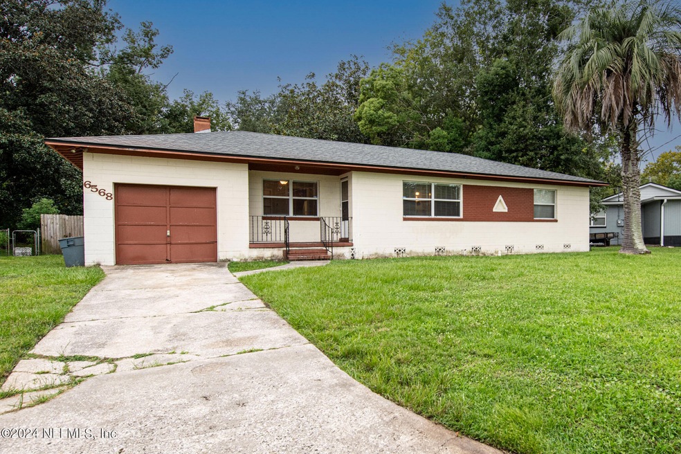 6568 Barmer Dr S, Jacksonville, FL 32210 - photo 1