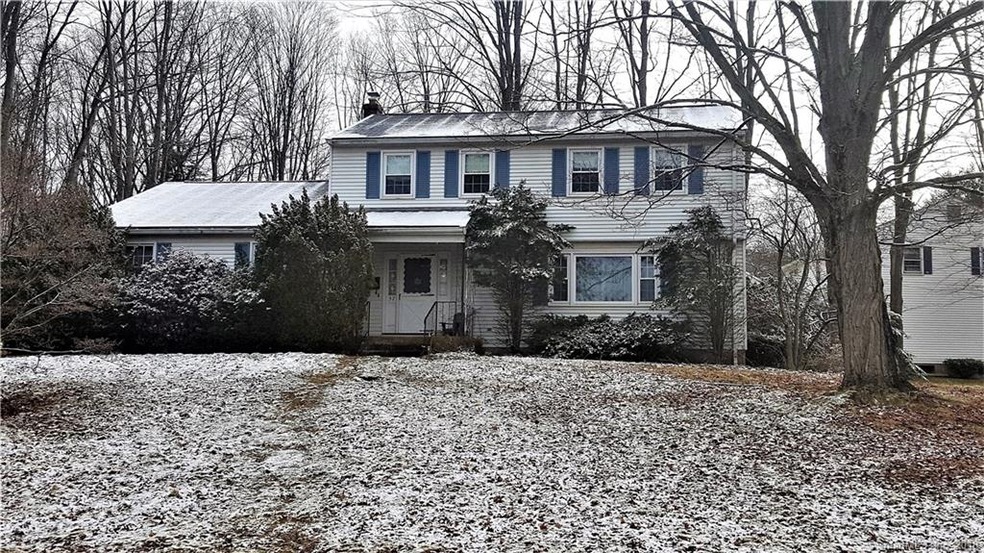 57 Lexington Dr, Manchester, CT 06042 - photo 1