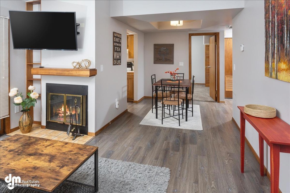 Living Room_DMD_8186