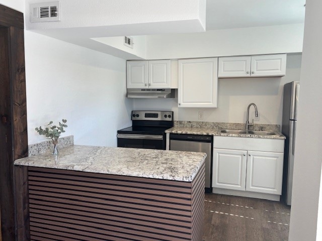 For Rent $1,600/month