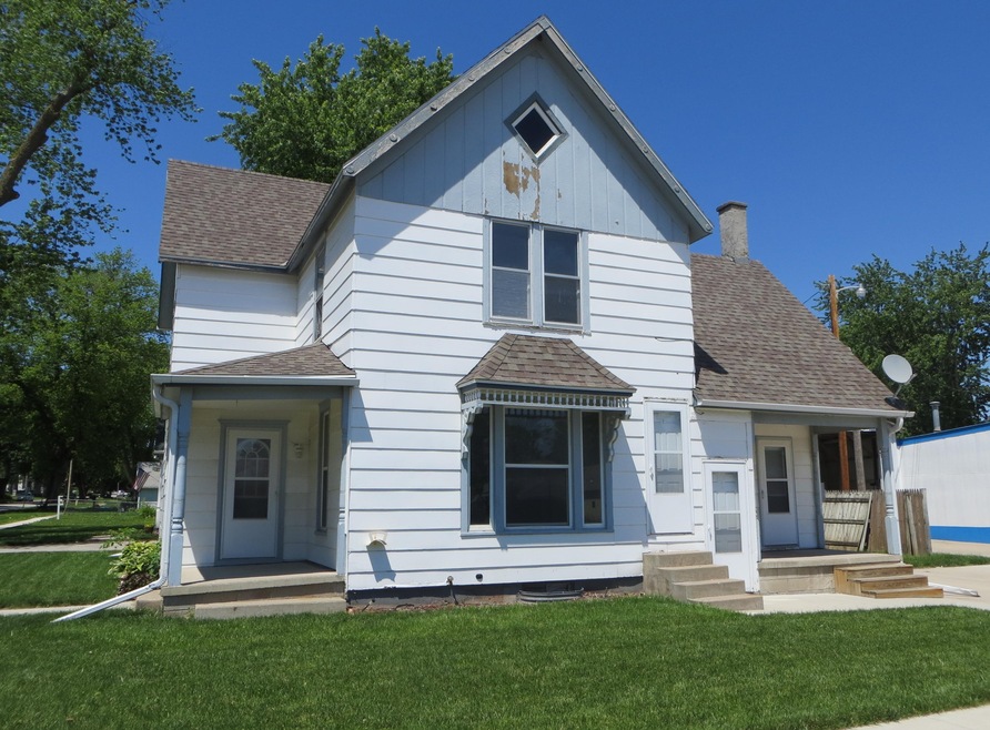 122 W. 7th St. Logan 005