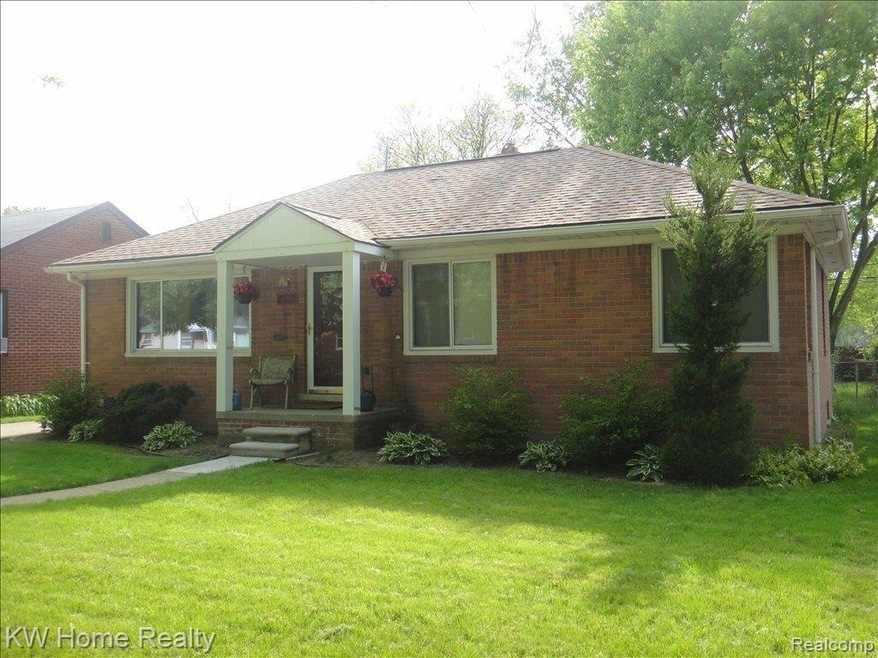 23441 Norwood St, Oak Park, MI 48237 - photo 1