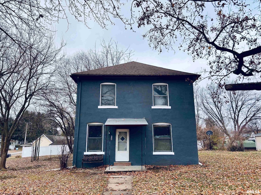 207 S Primm St, Athens, IL 62613 - photo 1