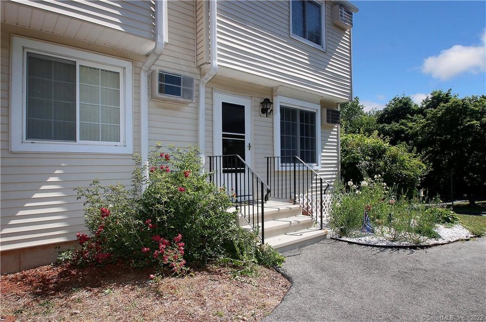 161 Cynthia Ln unit F8, Middletown, CT 06457 - photo 1