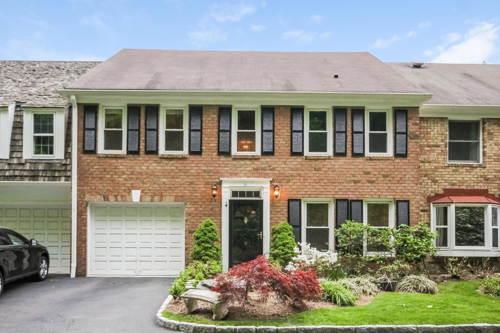 21 Georgetown N, Greenwich, CT 06831 - photo 1