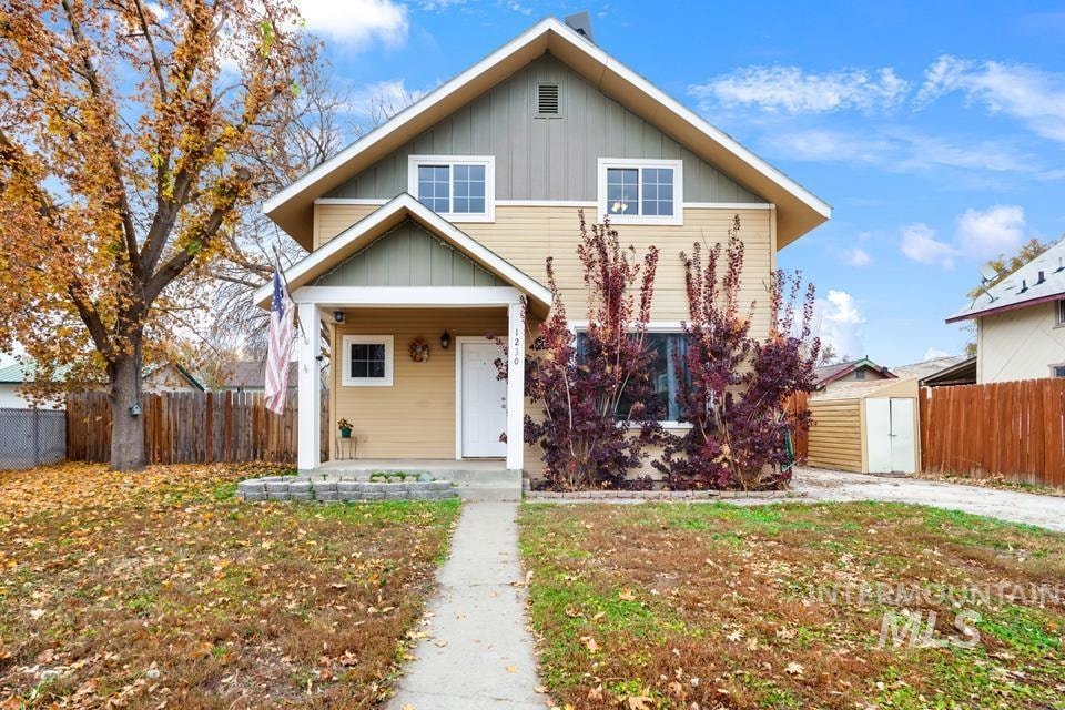 1230 E Main St, Weiser, ID 83672 - photo 1