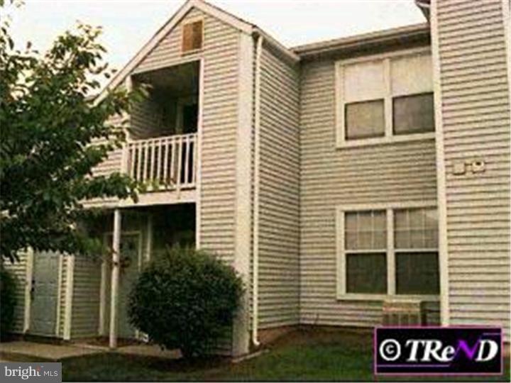 33021 Atkinson Place unit 11, Southampton, PA 18966 - photo 1