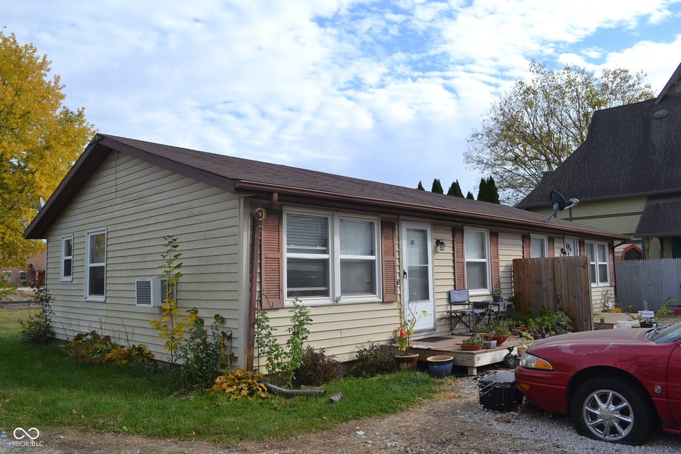 216 E Main St, Ladoga, IN 47954 - photo 1